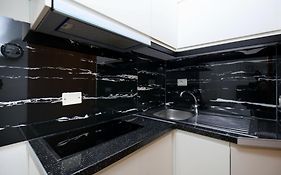 Noa Apartments